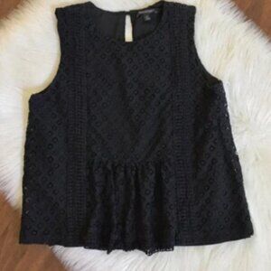 Banana Republic Eyelet Lace Top Size M